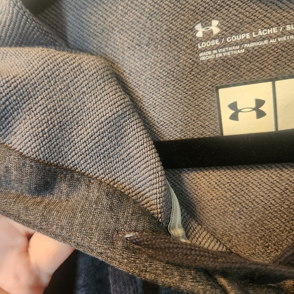 Under Armour Cropped Hoodie loose fit Dark Grey with front ties- size large - Picture 11 of 11
